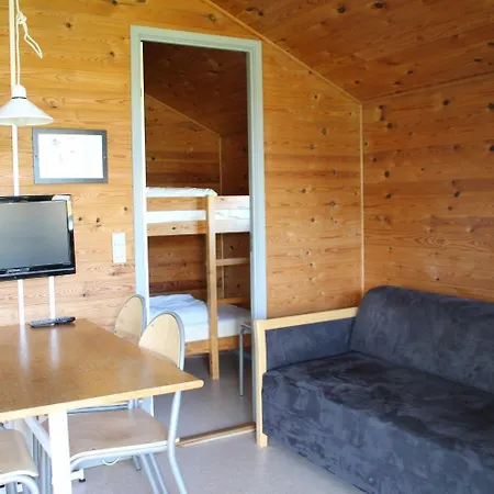 キャンプ場 First Camp Fjord 3*