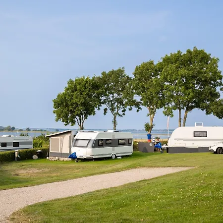 First Camp Fjord キャンプ場 3*